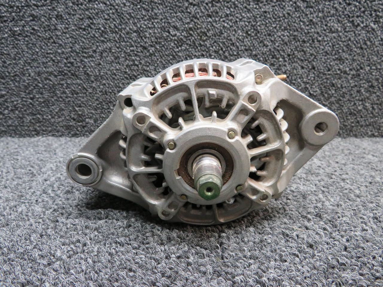 An application scenario or product detail of alternator assembly - Image 5