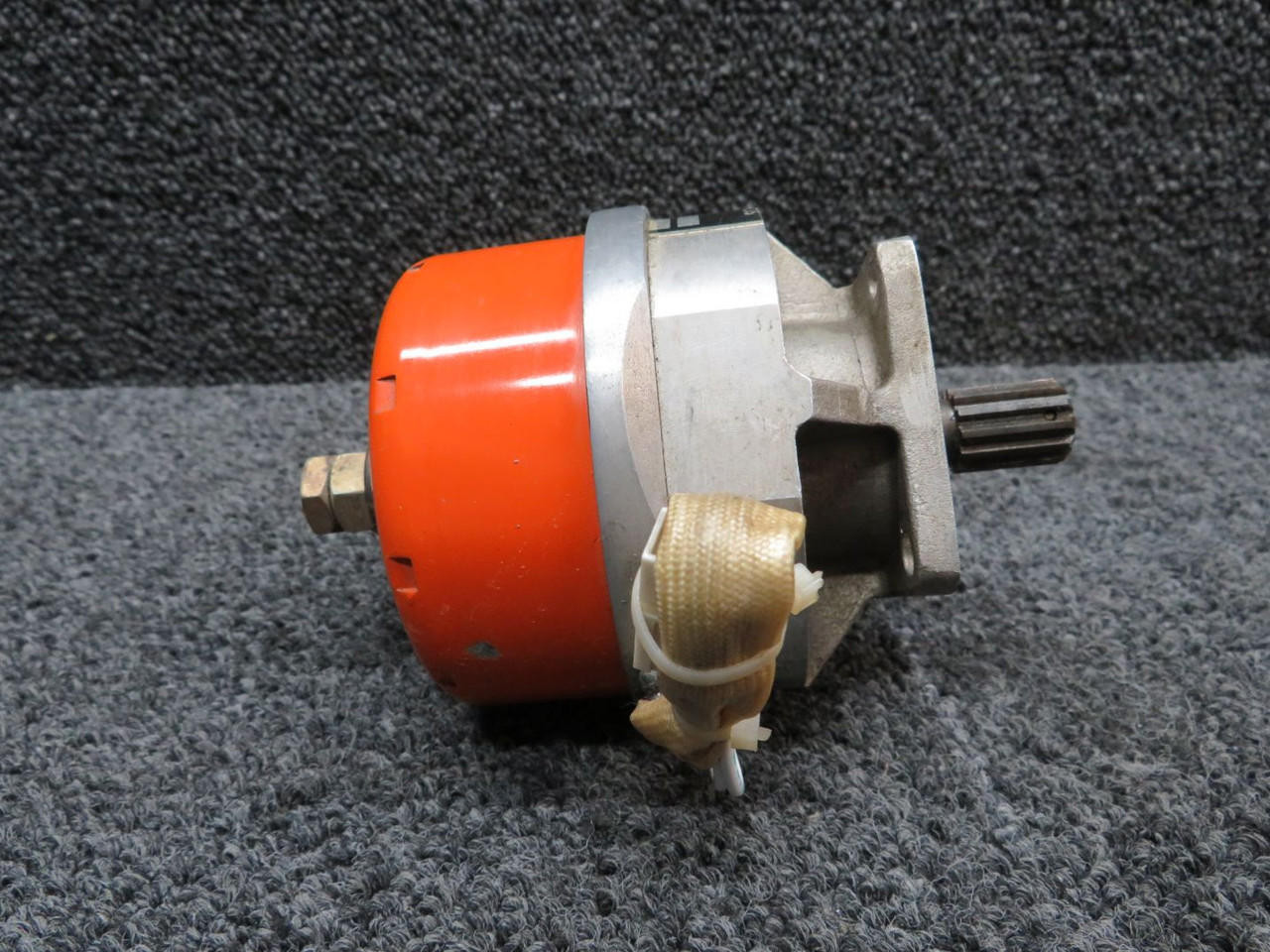 An application scenario or product detail of alternator assembly - Image 10