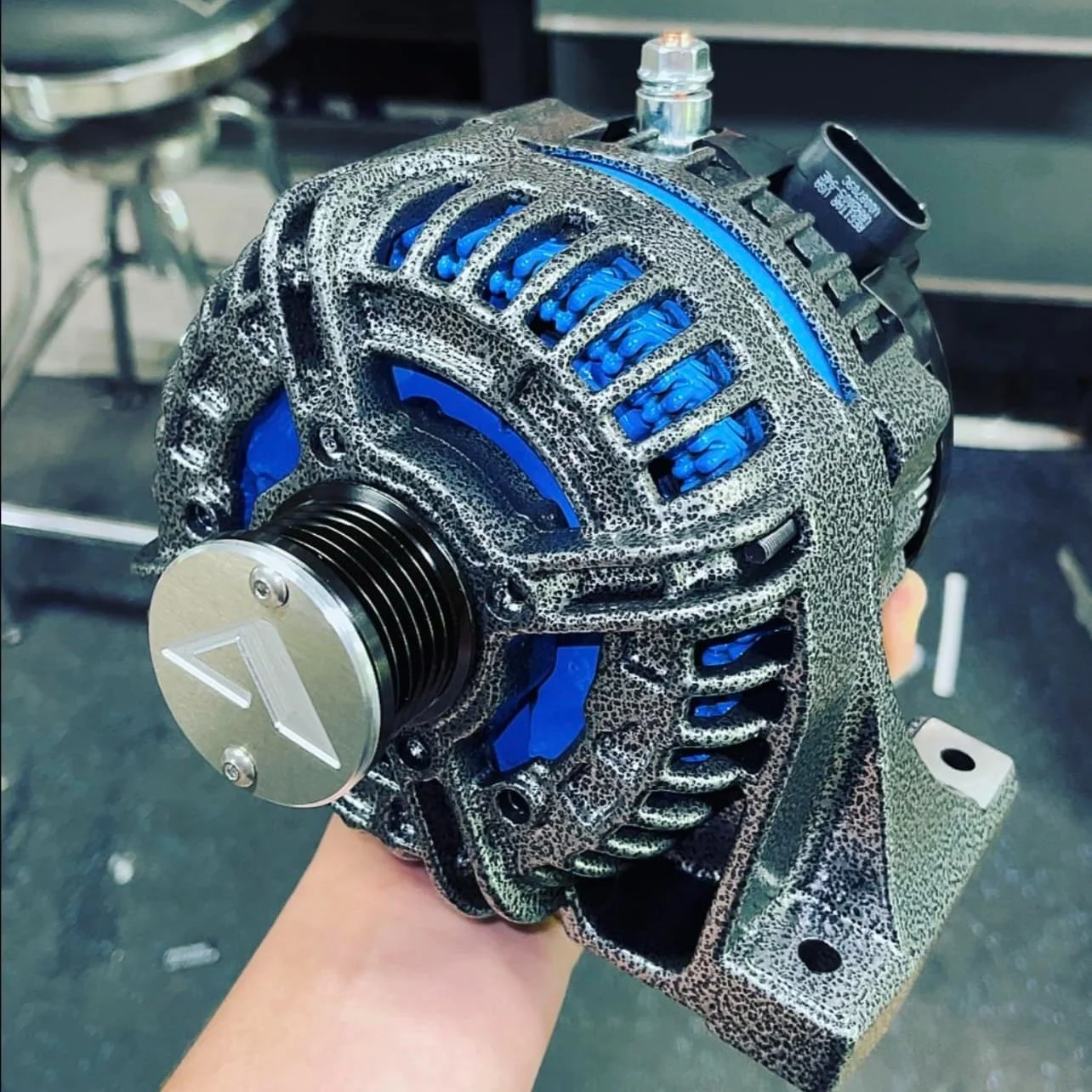 An application scenario or product detail of apex alternator - Image 9