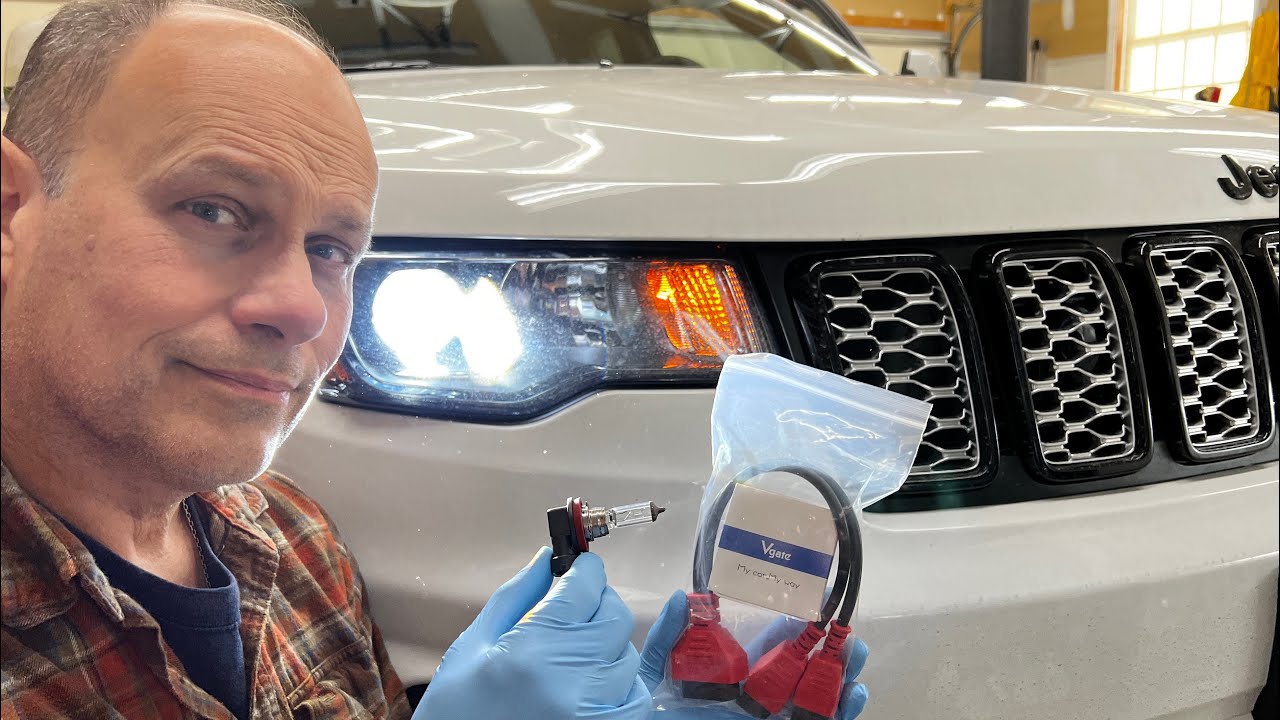 An application scenario or product detail of flickering headlights - Image 7