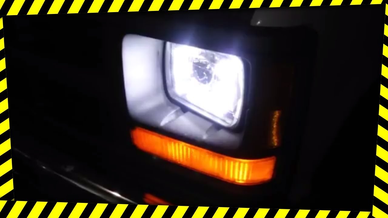 An application scenario or product detail of flickering headlights - Image 11