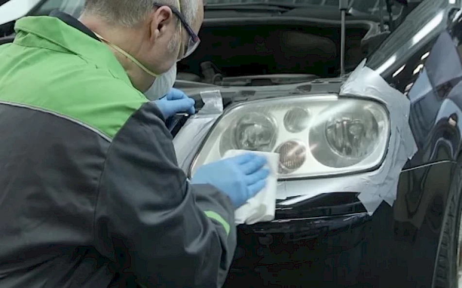 An application scenario or product detail of how much is it to repair a headlight - Image 20