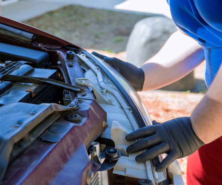 An application scenario or product detail of how to change a headlight - Image 14
