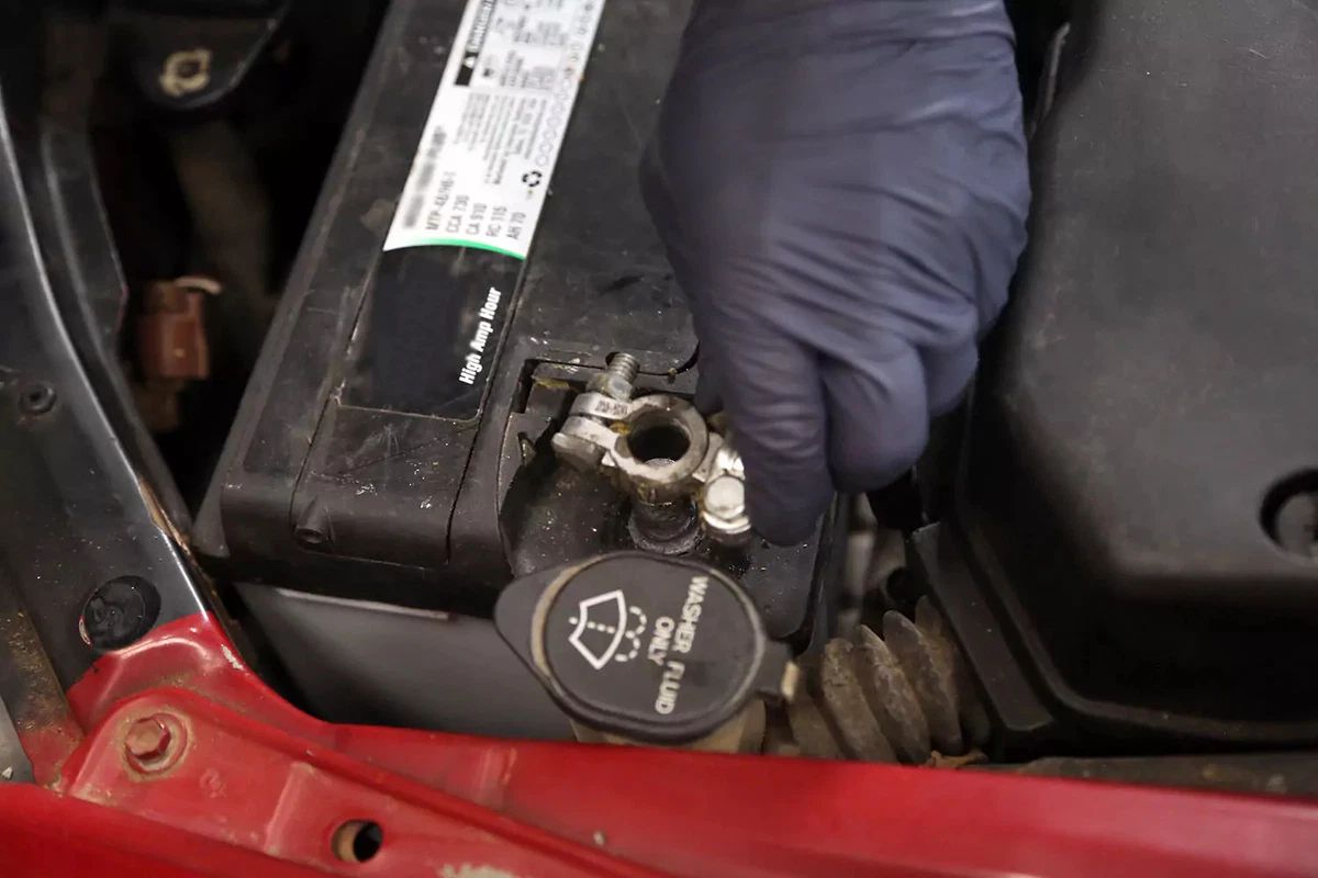 An application scenario or product detail of how to remove starter - Image 24