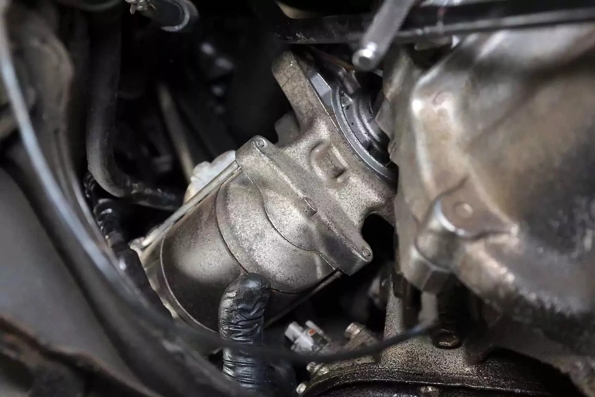 An application scenario or product detail of how to replace car starter - Image 18