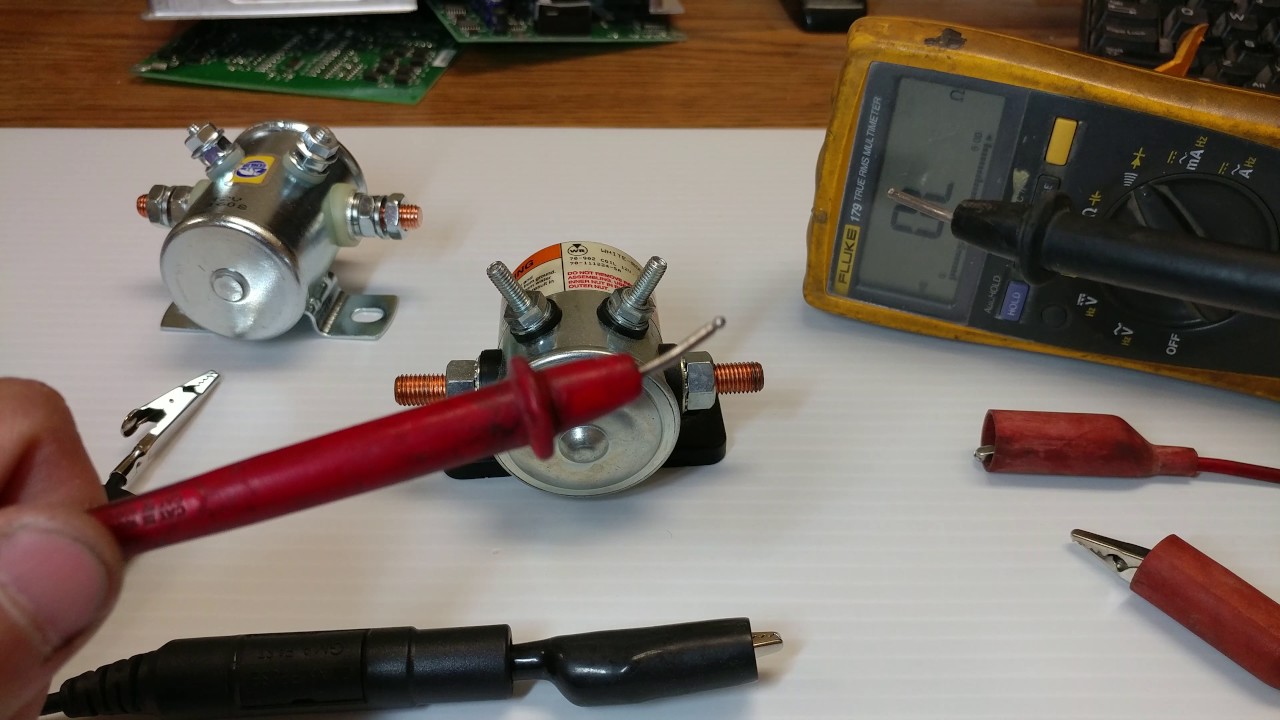 An application scenario or product detail of how to test starter solenoid with multimeter - Image 19