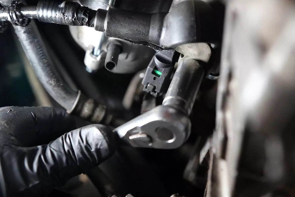 An application scenario or product detail of replace starter in car - Image 13